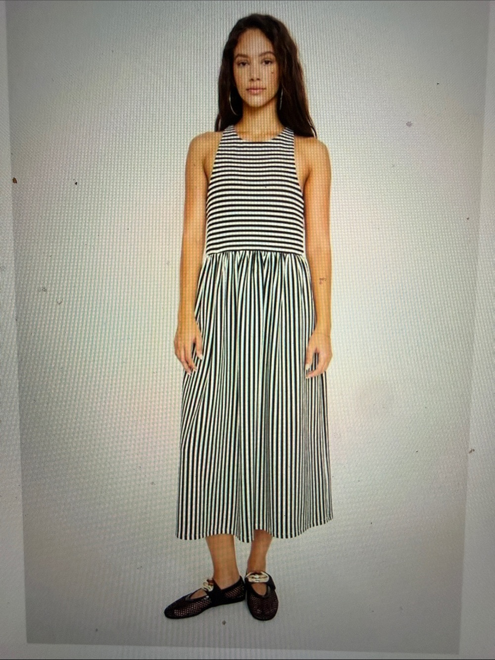dRA Black and White Striped Sleeveless Midi Dress